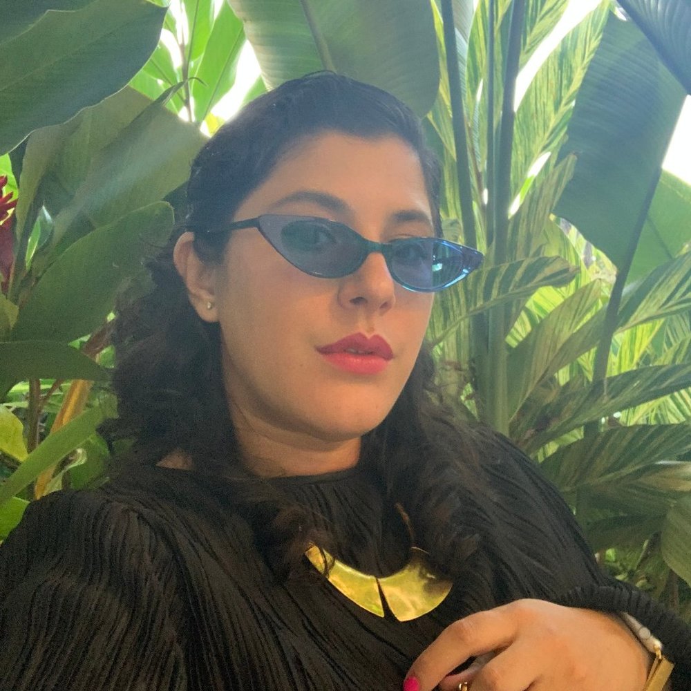 Meet your Posher, Desiree